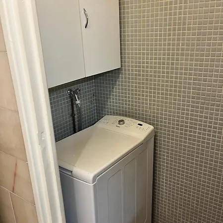 Agreable Appartement Climatise Devant La Mer Avec Parking Antibes Exterior photo