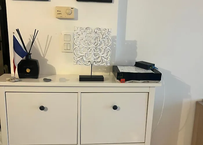 Agreable Appartement Climatise Devant La Mer Avec Parking